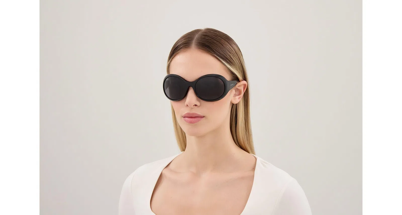 Alexander McQueen AM0592S Sunglasses - view 19